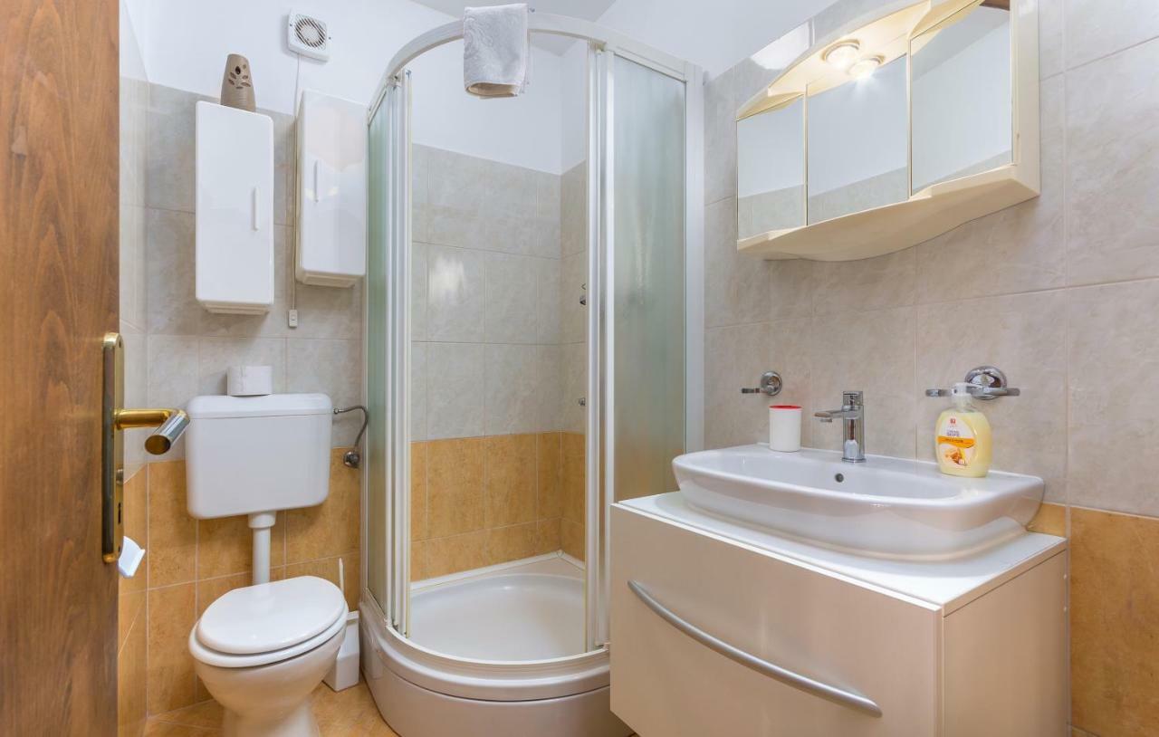 Apartment Valerio Novigrad Istria Eksteriør bilde